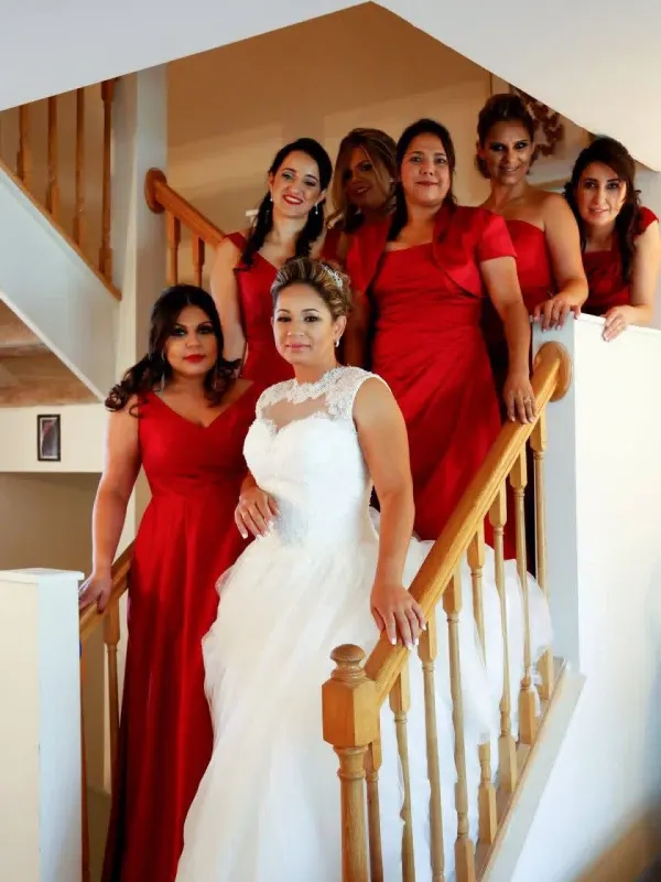 The bride and her bridesmaids, every head done on the same schedule
